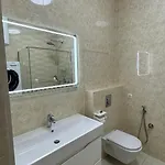 Pearl8 *